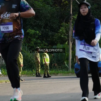 Runner Photo 3500374