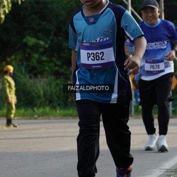 Runner Photo 3500386