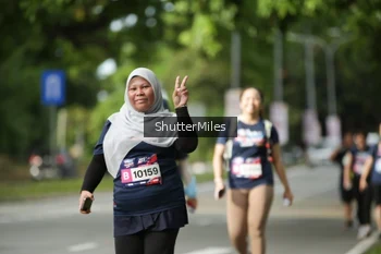 Runner Photo 35004