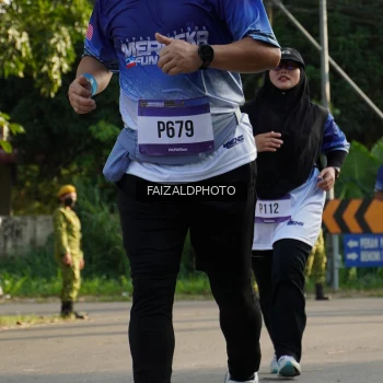 Runner Photo 3500401