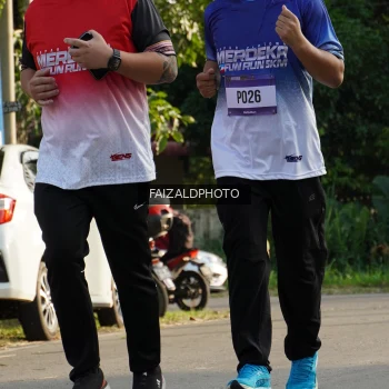 Runner Photo 3500462
