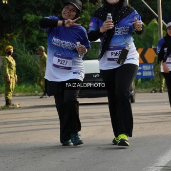 Runner Photo 3500469