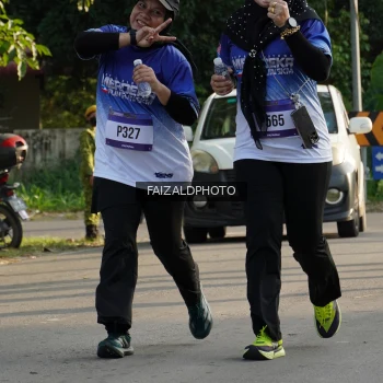 Runner Photo 3500476
