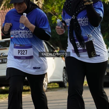 Runner Photo 3500495