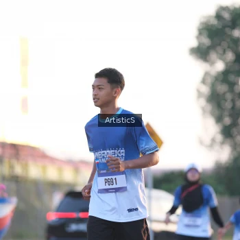 Runner Photo 3500554