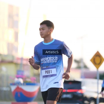 Runner Photo 3500557