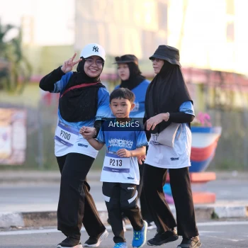Runner Photo 3500648