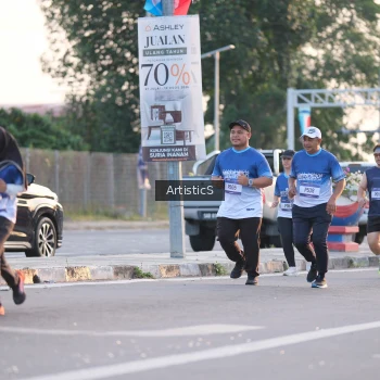 Runner Photo 3500657