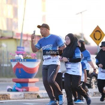 Runner Photo 3500663