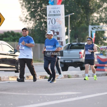 Runner Photo 3500677