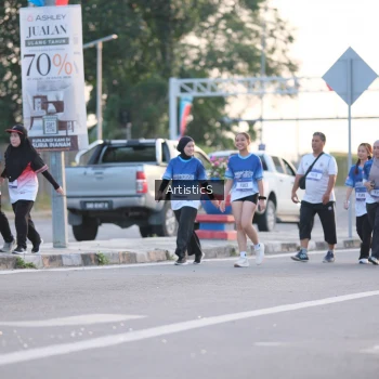 Runner Photo 3500708