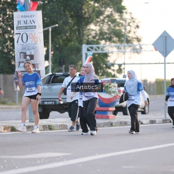 Runner Photo 3500712