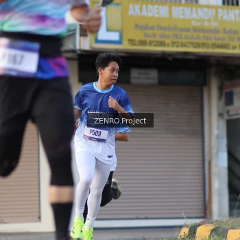 Runner Photo 3500724