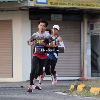 Runner Photo 3500725