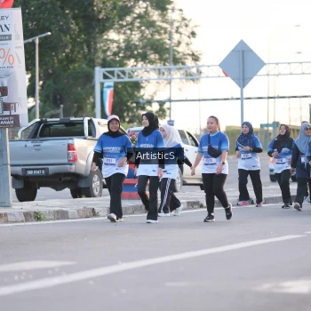 Runner Photo 3500751