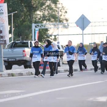 Runner Photo 3500752