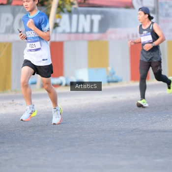Runner Photo 3500780
