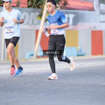 Runner Photo 3500812
