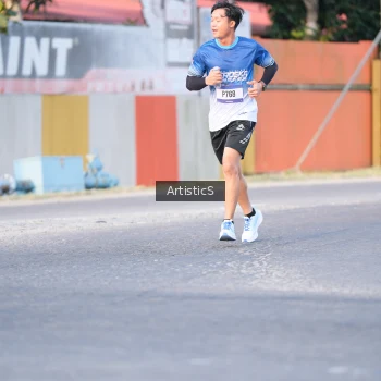 Runner Photo 3500813
