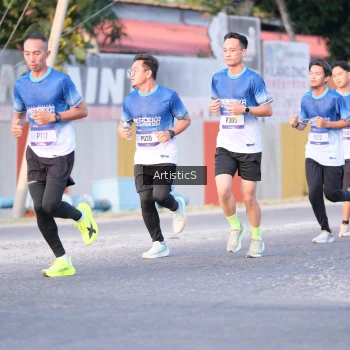 Runner Photo 3500833