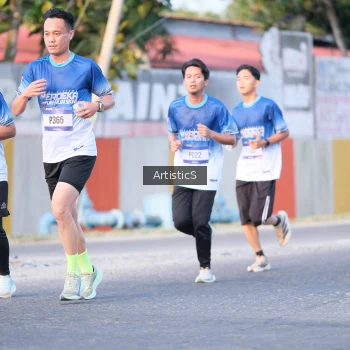 Runner Photo 3500841