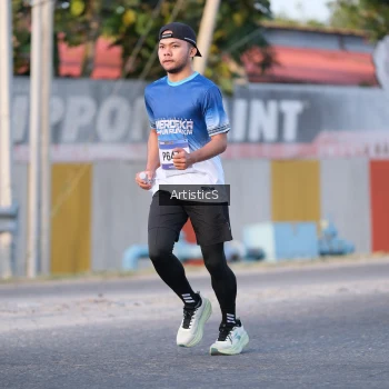 Runner Photo 3500882