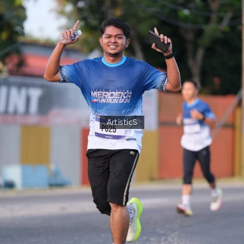 Runner Photo 3500890
