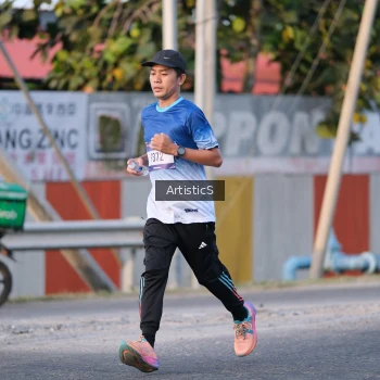 Runner Photo 3500901