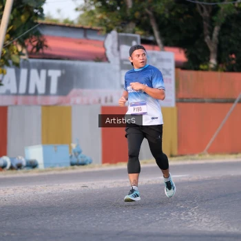 Runner Photo 3500903
