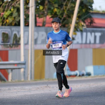 Runner Photo 3500916
