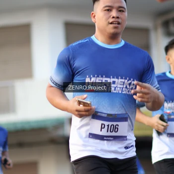 Runner Photo 3500929