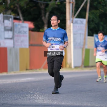 Runner Photo 3500978