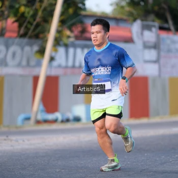 Runner Photo 3500979