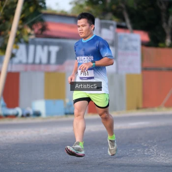 Runner Photo 3500991