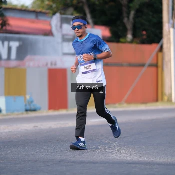 Runner Photo 3501051