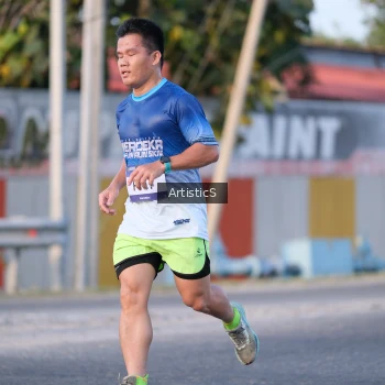 Runner Photo 3501146