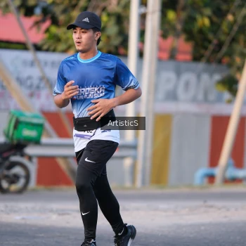 Runner Photo 3501162
