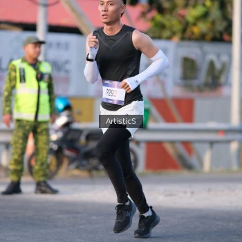 Runner Photo 3501258