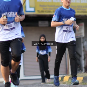 Runner Photo 3501309