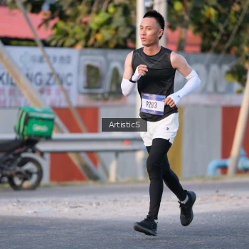Runner Photo 3501317