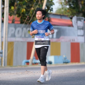 Runner Photo 3501335