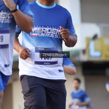 Runner Photo 3501419
