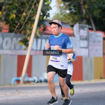Runner Photo 3501439