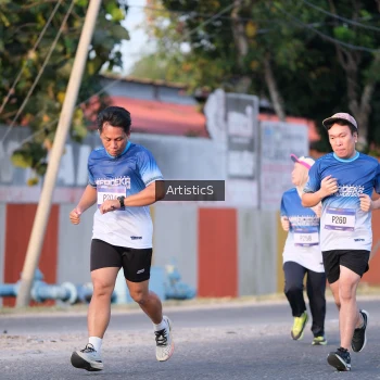 Runner Photo 3501441