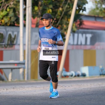 Runner Photo 3501544