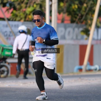 Runner Photo 3501579
