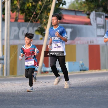 Runner Photo 3501656