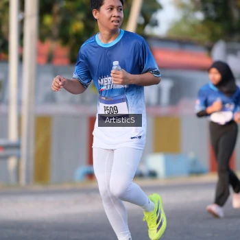 Runner Photo 3501750