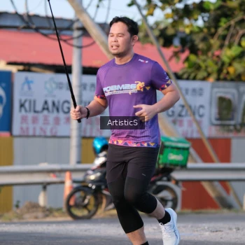 Runner Photo 3501753