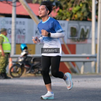 Runner Photo 3501793